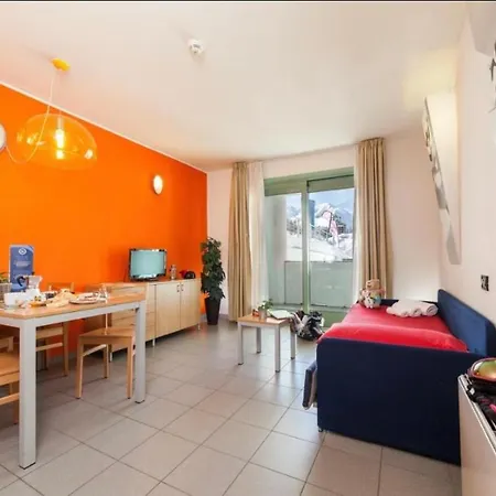 Aparthotel Th - Villaggio Olimpico *